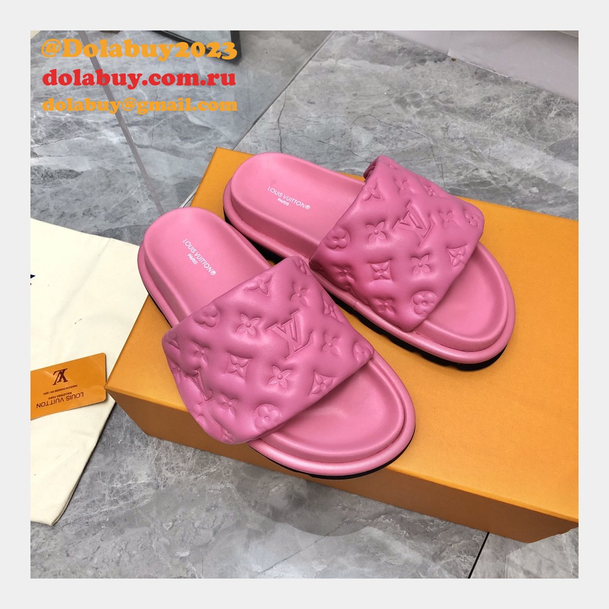 Perfect Louis Vuitton Pool Pillow Flat Comfort Mule Fake Shoes