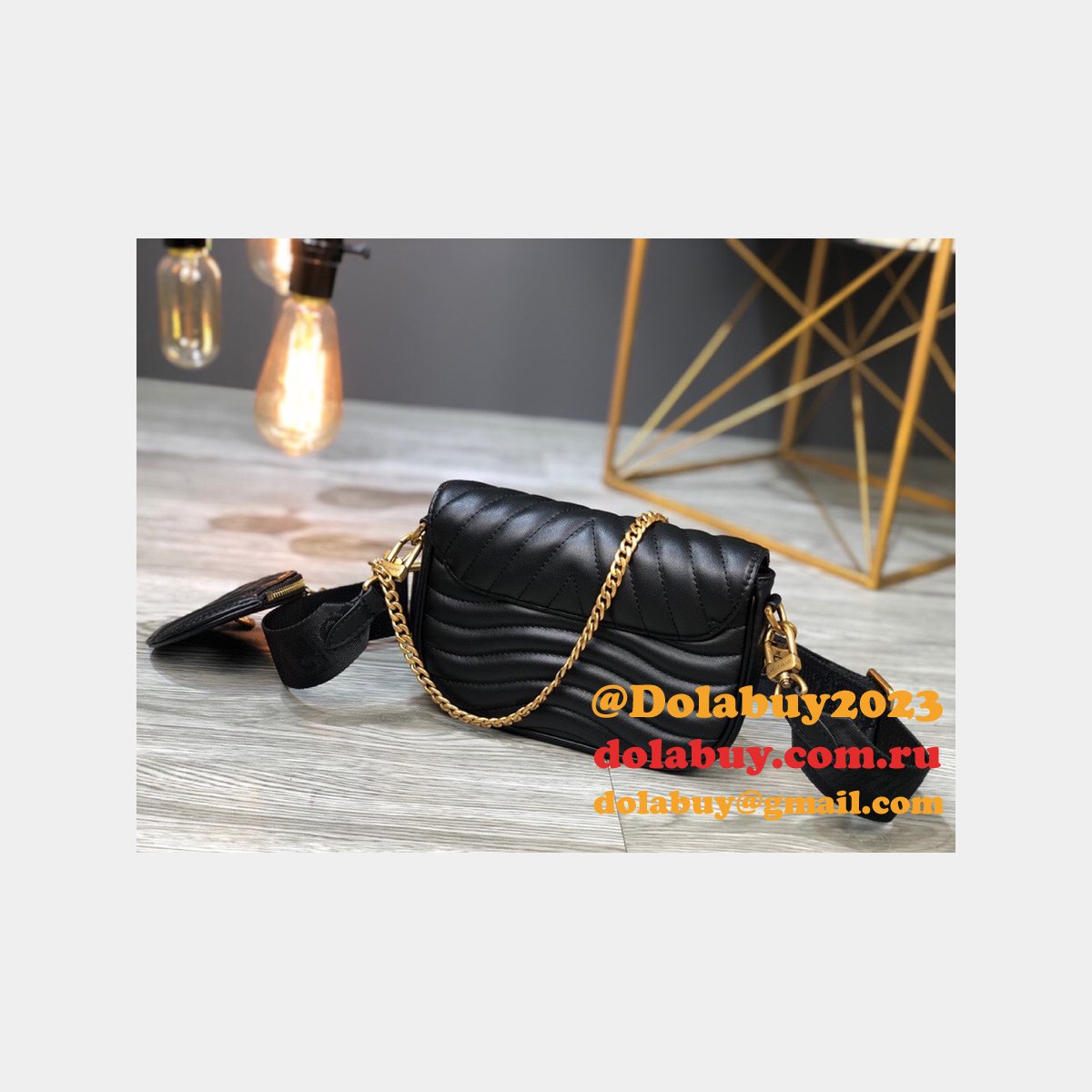 Louis Vuitton Replica M56461/M57864 New Wave Multi Pochette Leather Crossbody