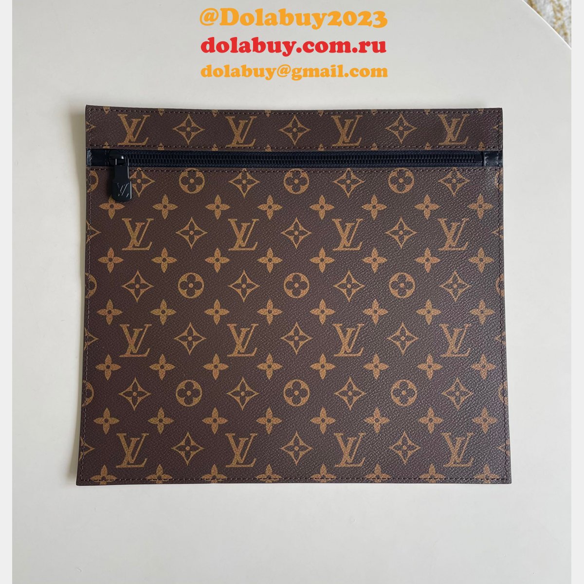 AAA Handbags your Louis Vuitton replica M45733 Weekend Tote GM