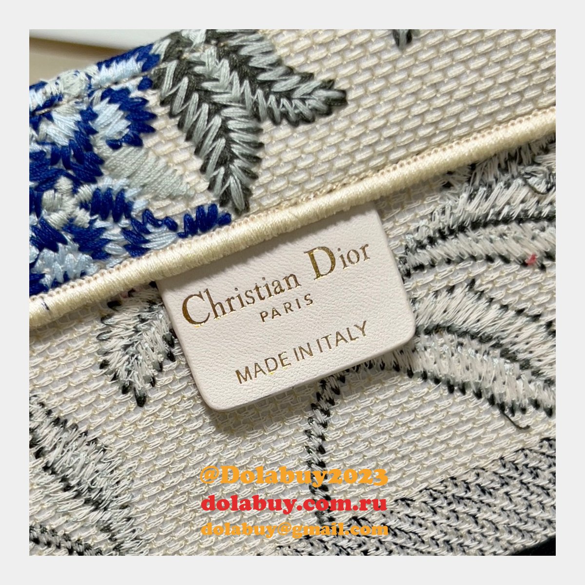 Designer Christian Dior AAA+ Replica CD Book Tote Bags