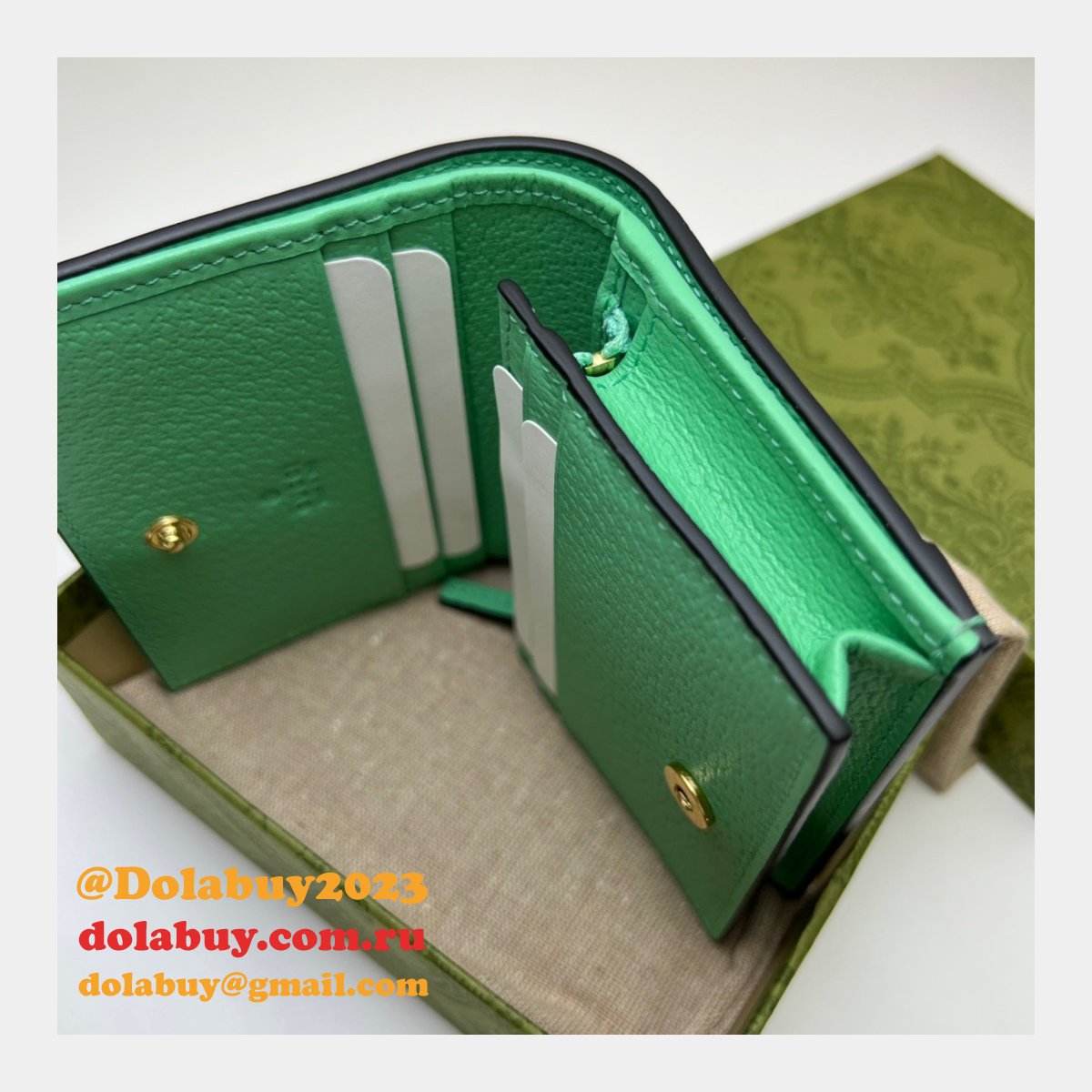 Gucci Knockoff GG Supreme Jumbo Ophidia Card Case 523155 Wallet