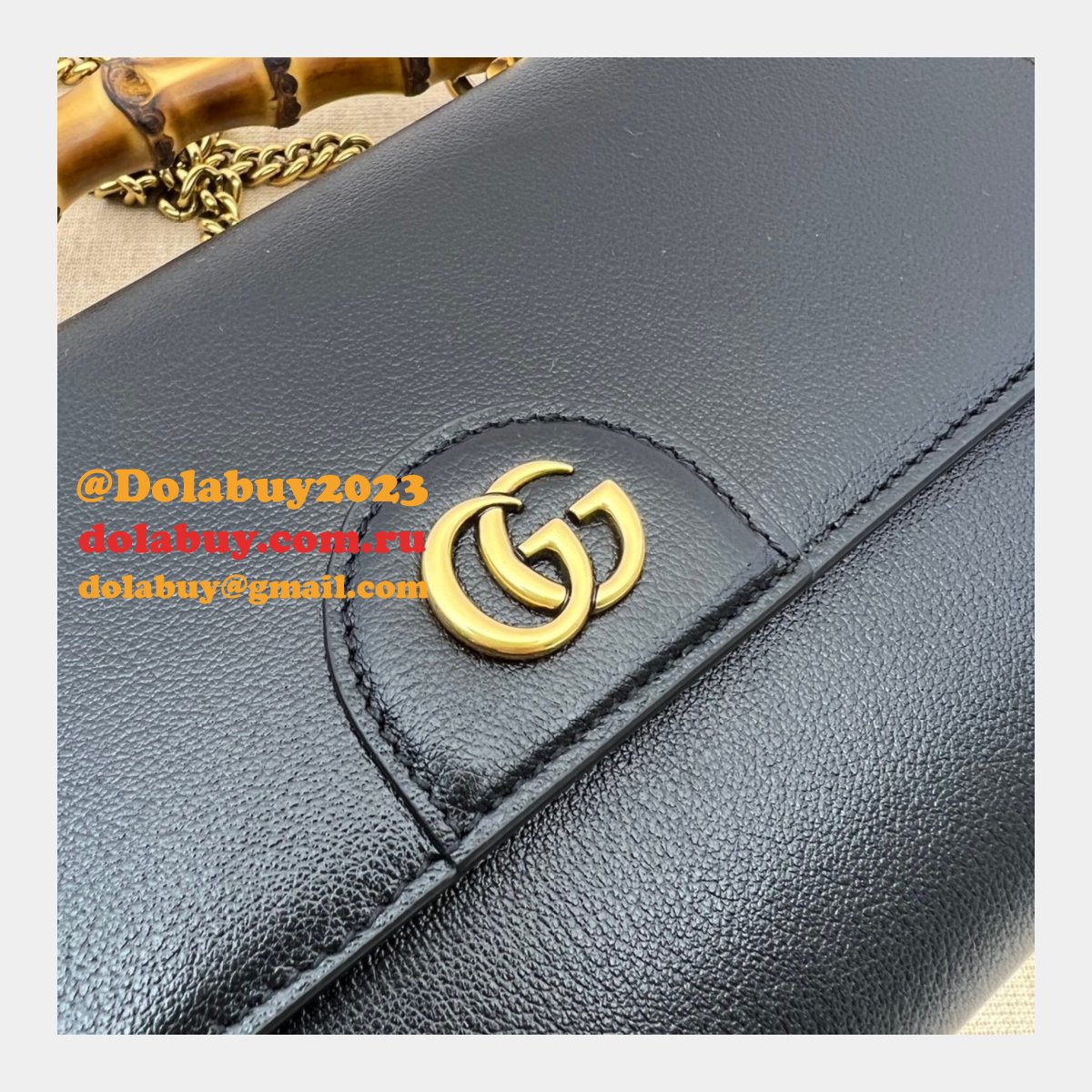 Gucci Replica 675794 Diana small shoulder bag in black/brown