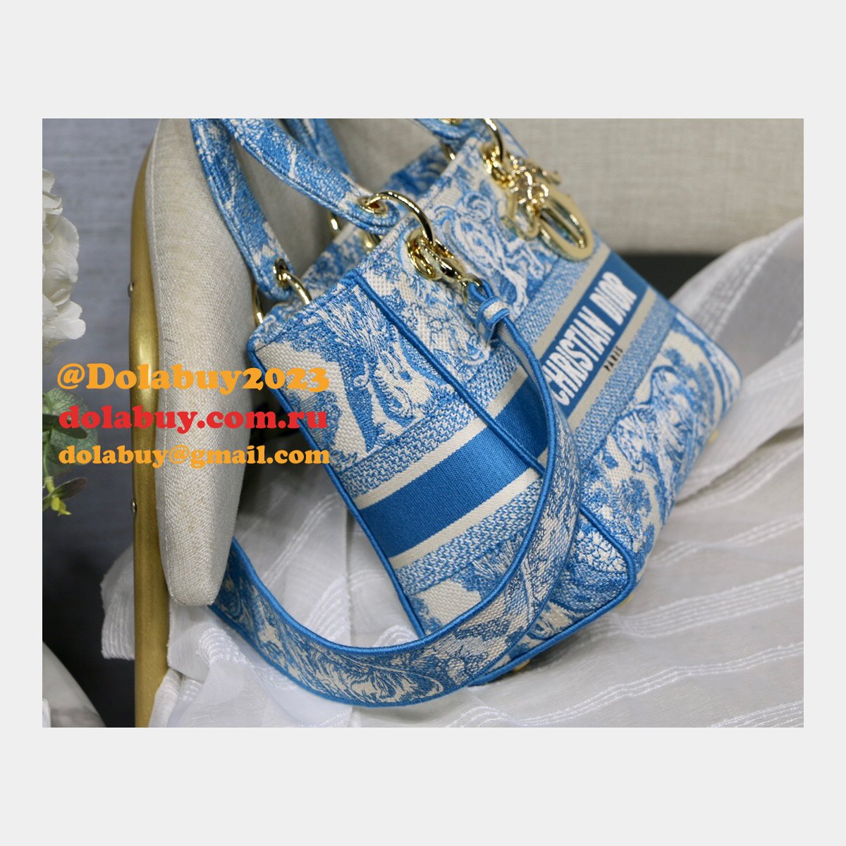 Practical And Versatile Replica Designer Lady Dior 24cm Bags Options