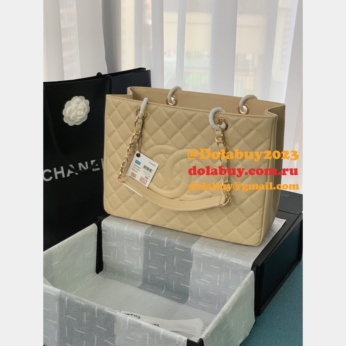 Best classic CC 50995 shopping bag CAVIAR leather