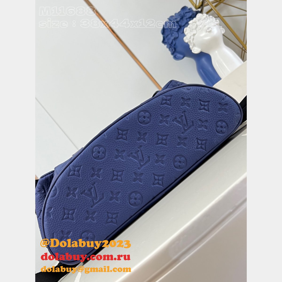 Christopher Fashion 7 Star Louis Vuitton Taurillon Monogram Men M11688 Blue