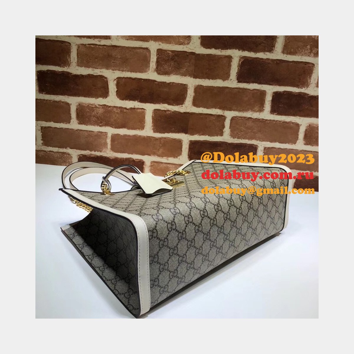 Replicas Gucci Padlock medium GG shoulder bag 479197