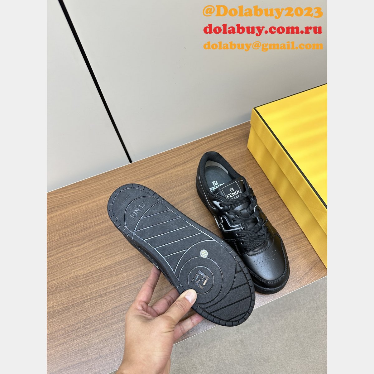 Fendi Match Low-Top Sneakers