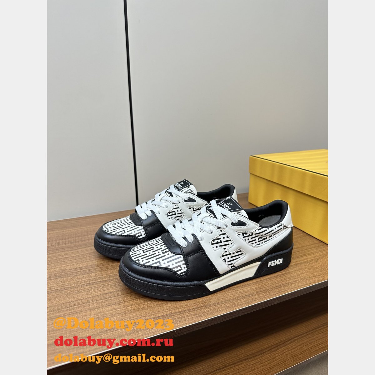 Fendi Match Low-Top Sneakers