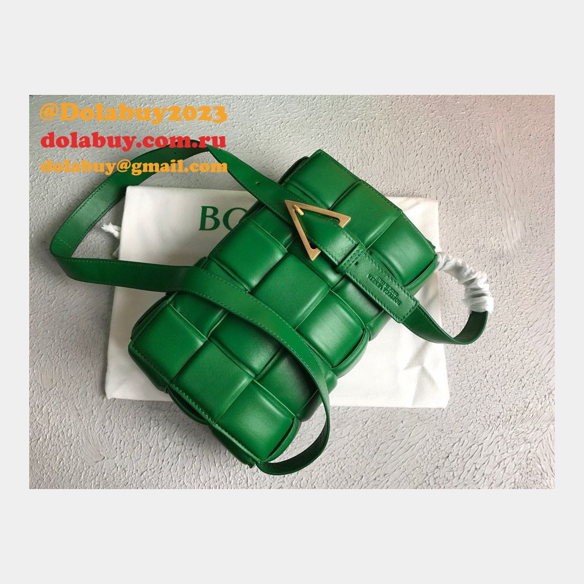 Bottega Veneta Replica Maxi Intreccio Cassette Nappa 58890 Bag