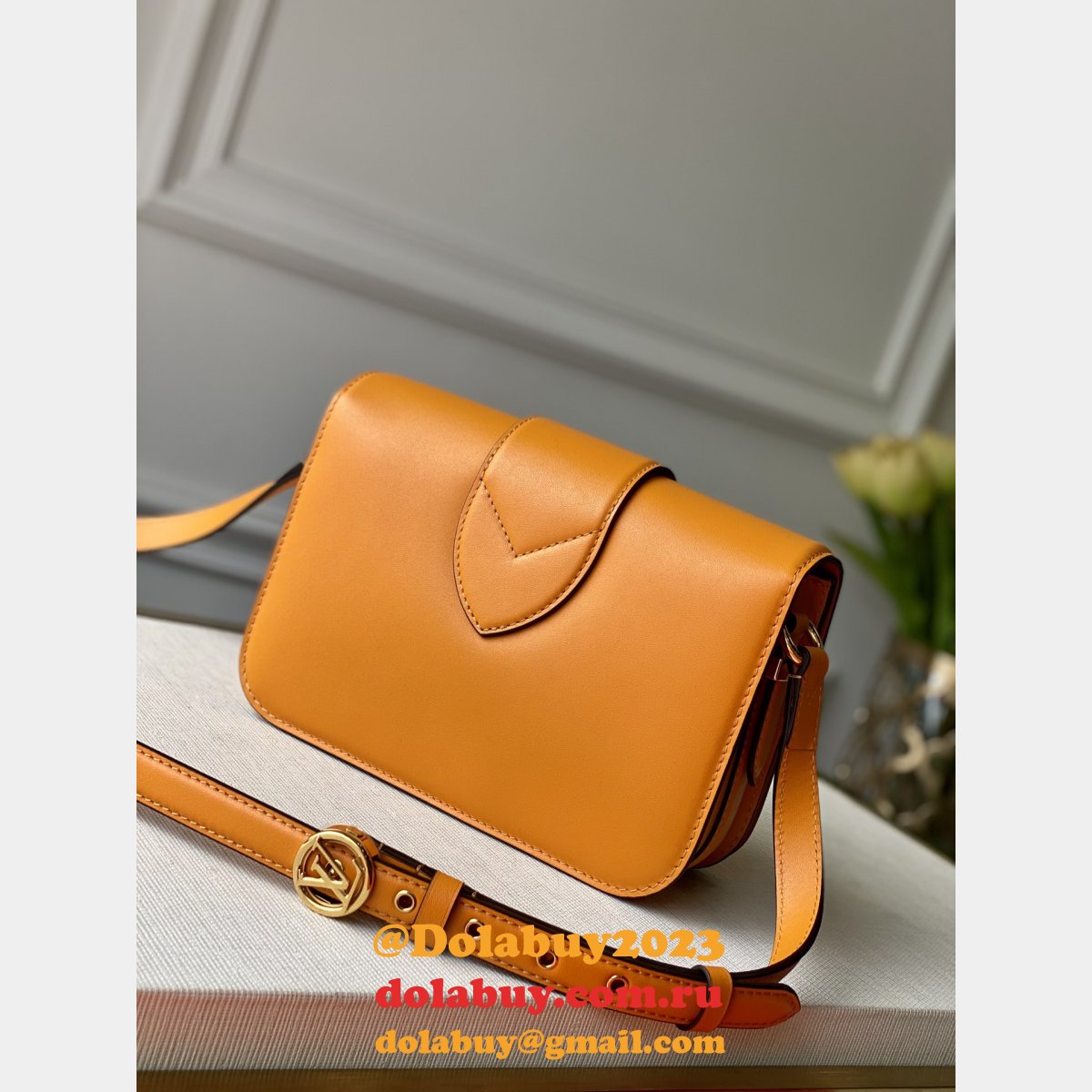 Top Quality Louis Vuitton M55946 LV Pont 9 Calfskin Leather Summer Gold Handbags