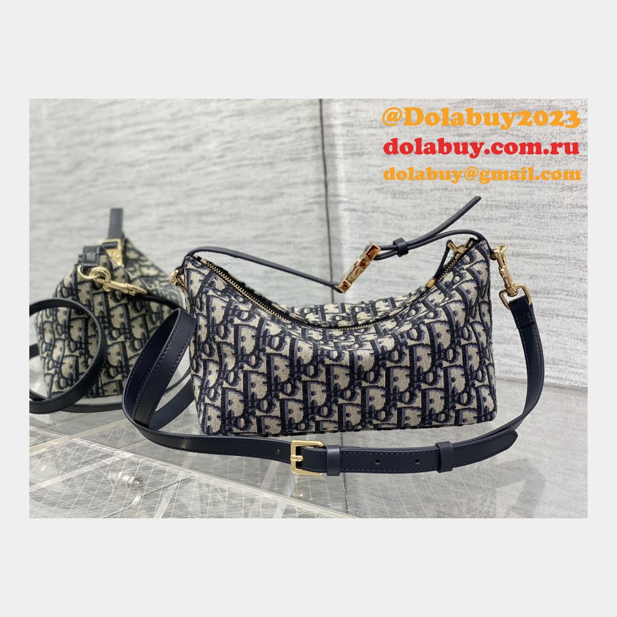 Dior Oblique Jacquard Replica 3103 Diortravel Nomad Pouch Blue