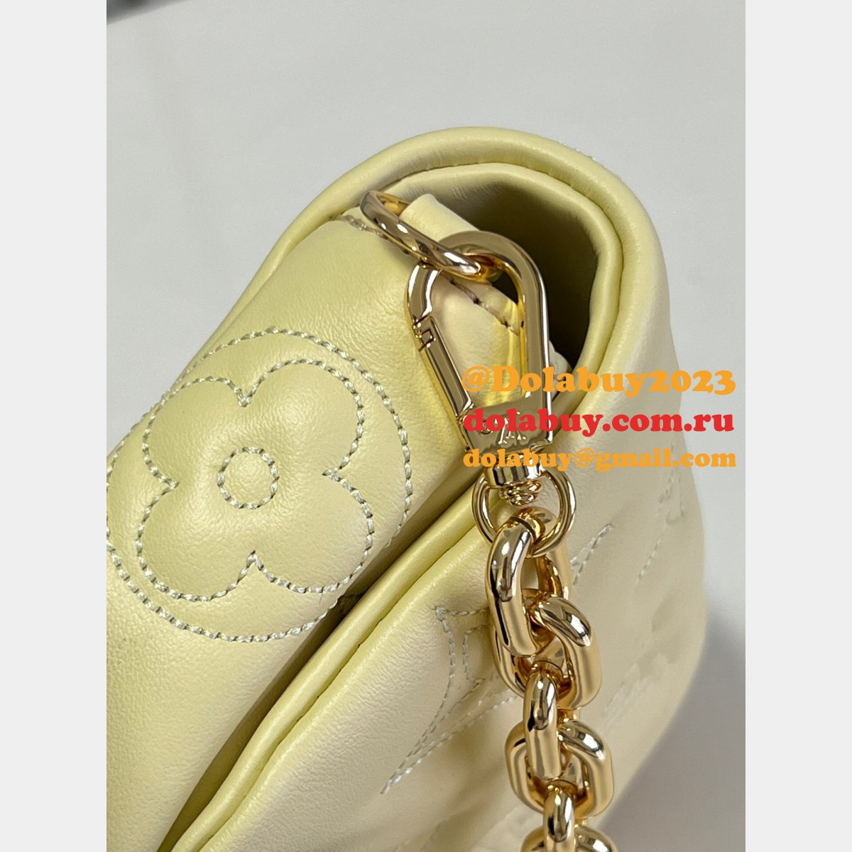 Buy Replica Louis Vuitton M81398/M81399/M81400 Wallet Luxury Strap Bubblegram