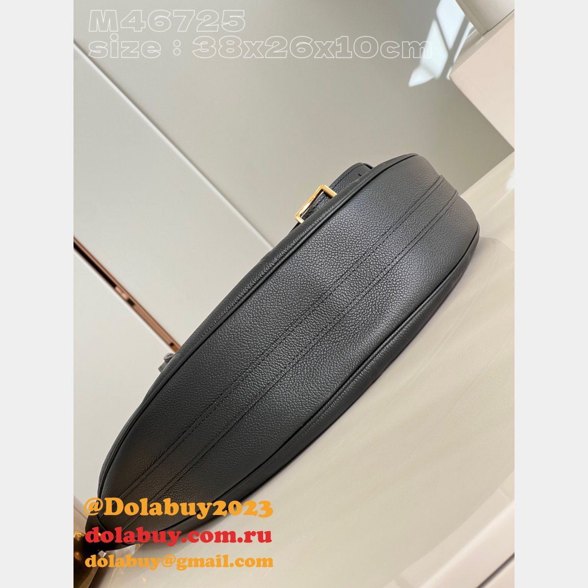 Loop Hobo Louis Vuitton M46725 Top Quality Shoulder Replica Bags