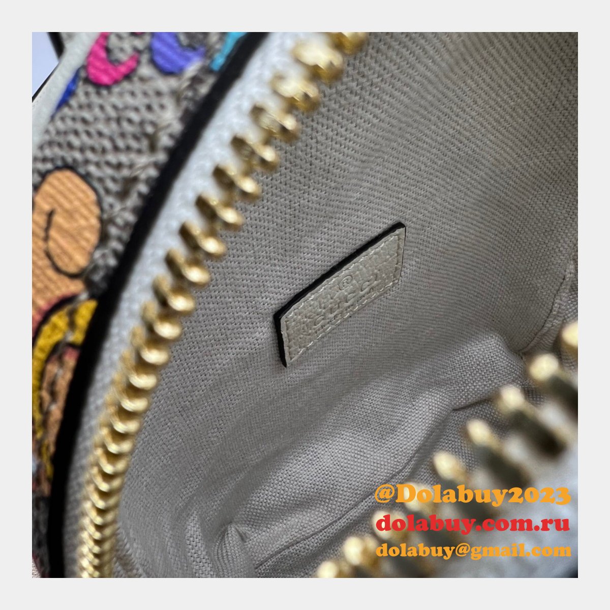 Gucci Fake Animal Print Multi-function 725654 High Quality Bag