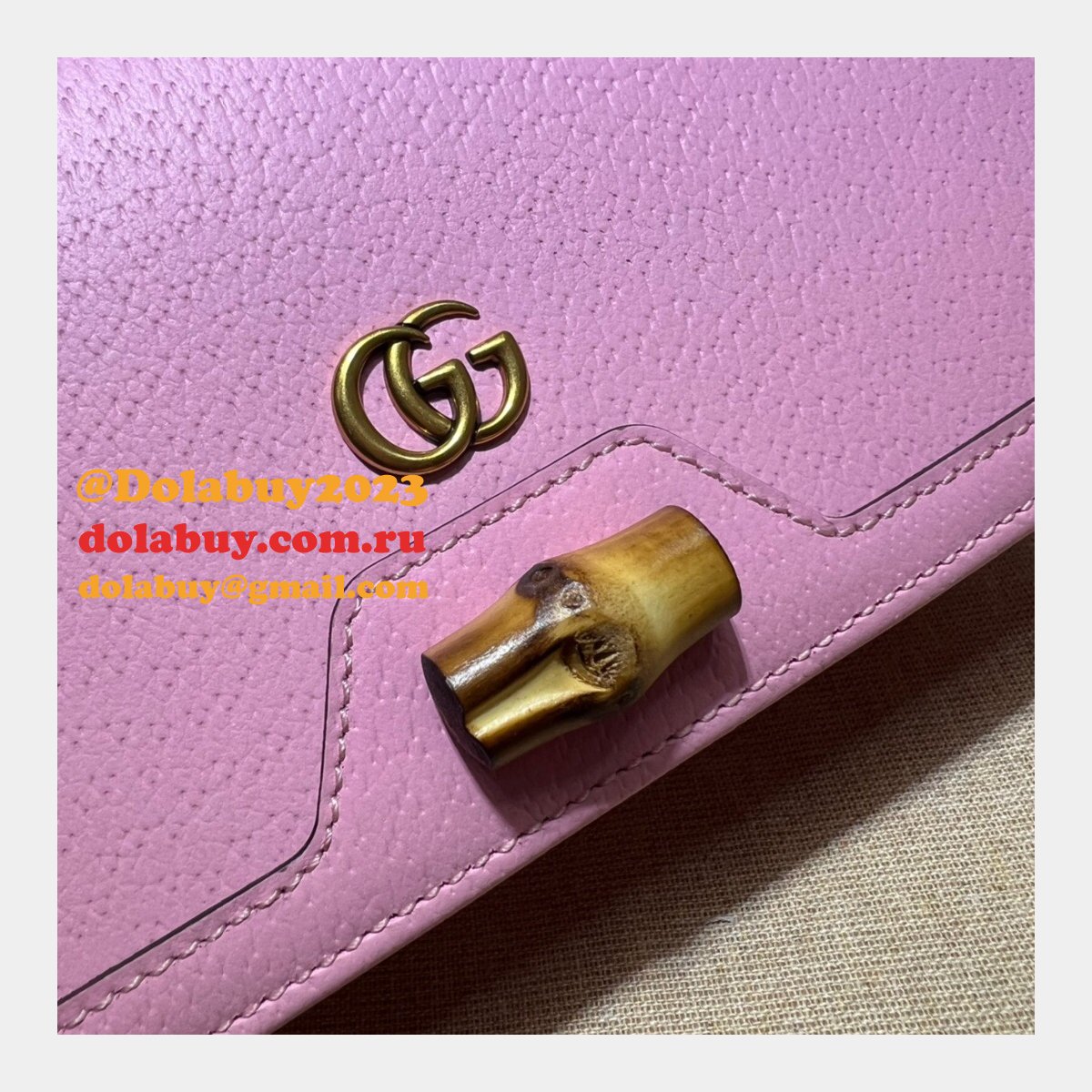 The Gucci Best Diana Replicas bag with bamboo 696817