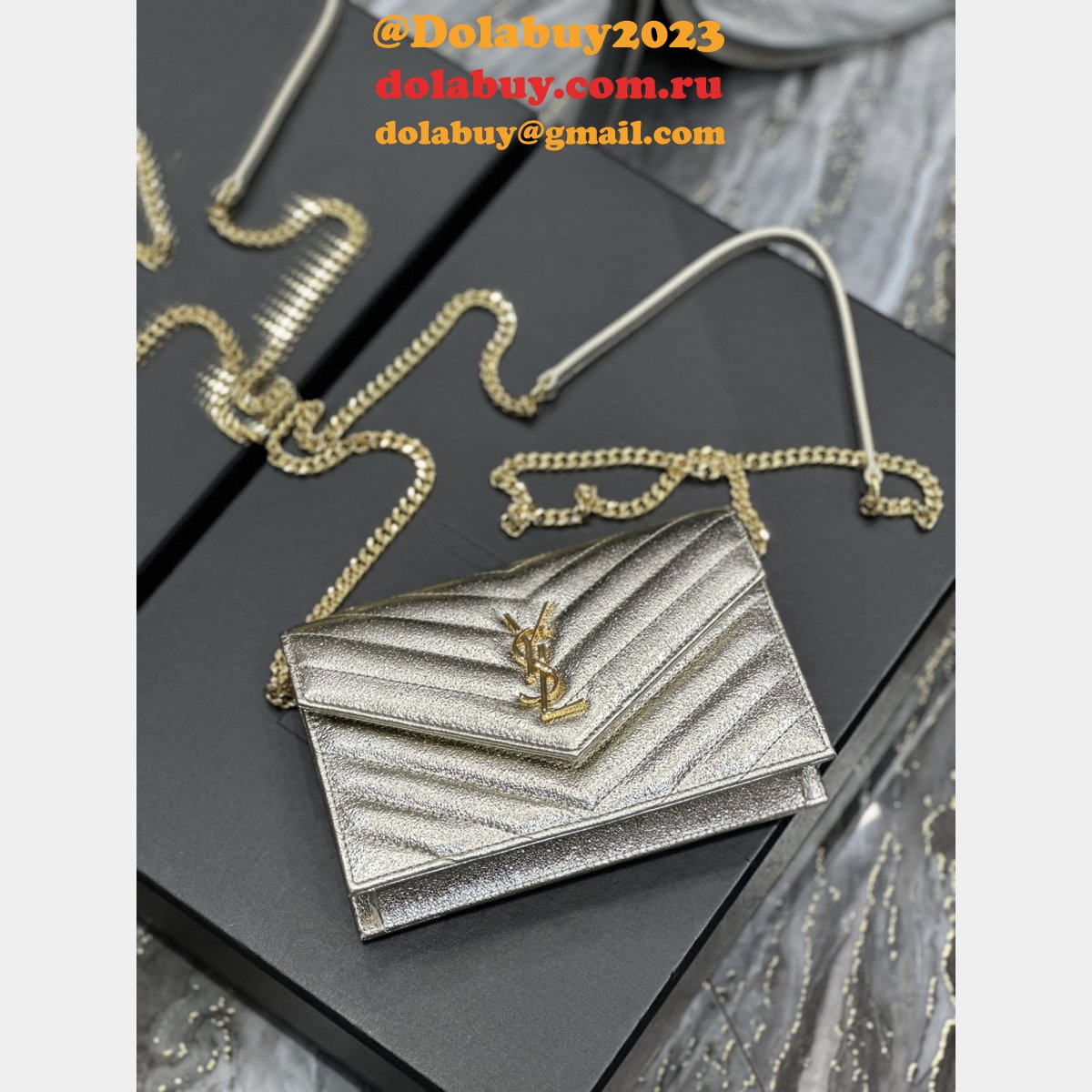 Quality YSL Designer Monogram Woc Cheap 393953/377828 Chain Bag
