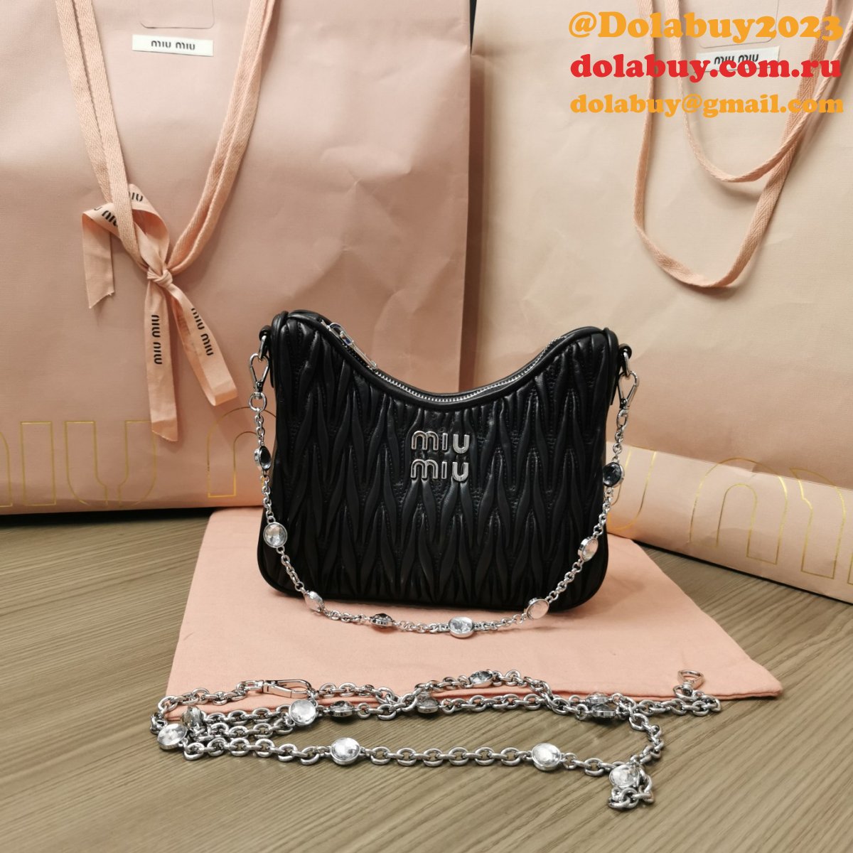 Best 2024 Replica Miu Miu Matelasse 5BH211 Quality Fake Bag