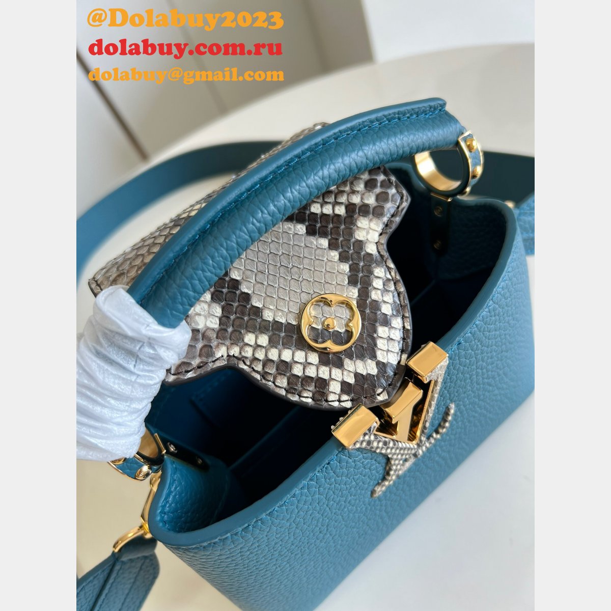 Buy 1:1 Quality Replica Louis Vuitton Capucines M81408 Bags at Dolabuy