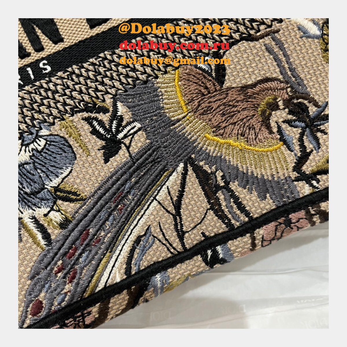 2022 High Quality CD Book Tote 26.5/36CM Replicas Bags