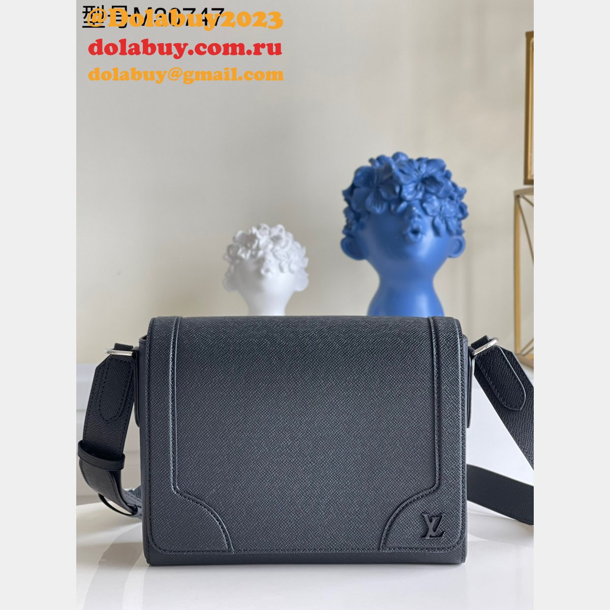 How To Buy Replica Louis Vuitton M30807 New Flap Messenger Taiga Online