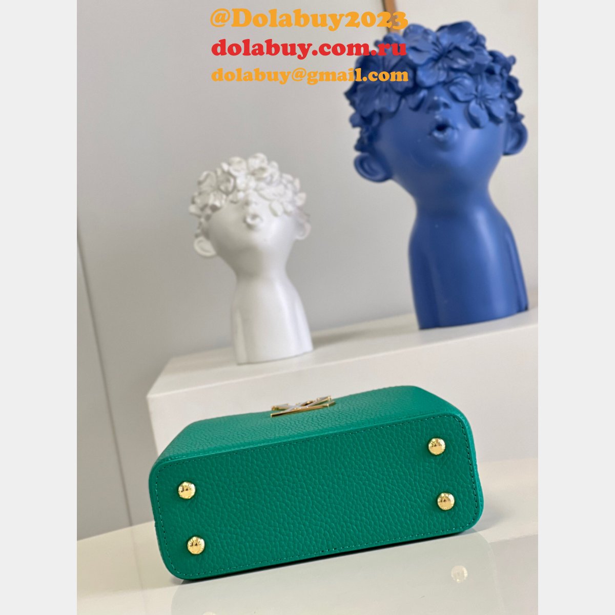 Louis Vuitton Perfect Capucines Structured Crossbody Satchels M48865 Fake