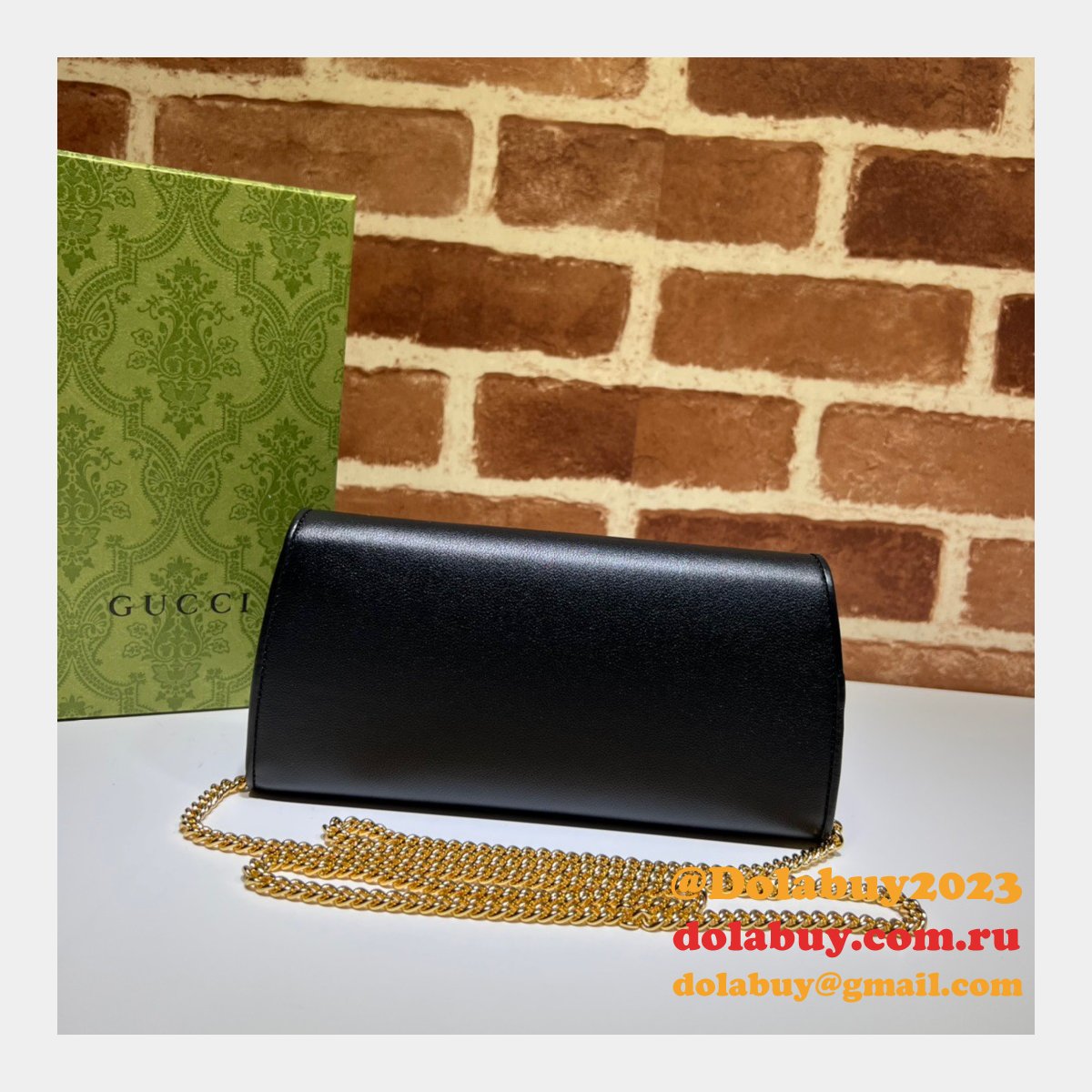 G*u*i replica clutches blondie 725215 continental chain wallet