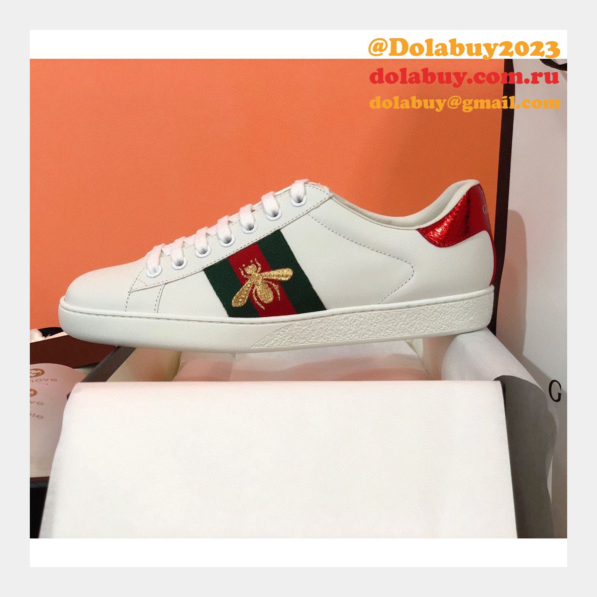Gucci ACE sneaker with Bee