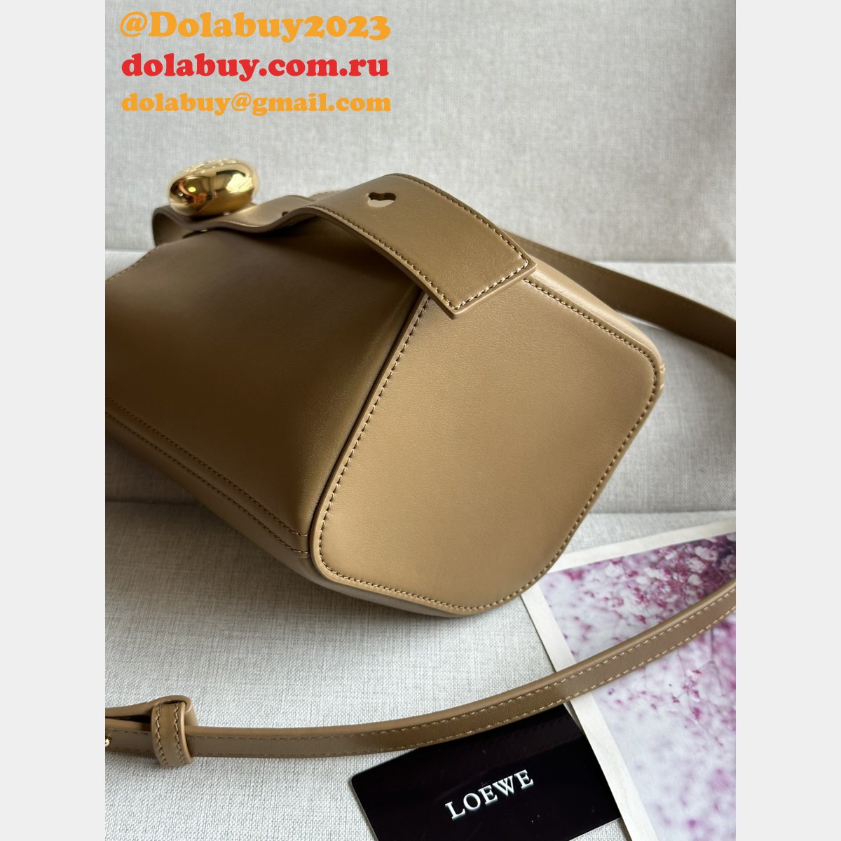 Replica Loewe Pebble Bucket handbag Top Quality 332s