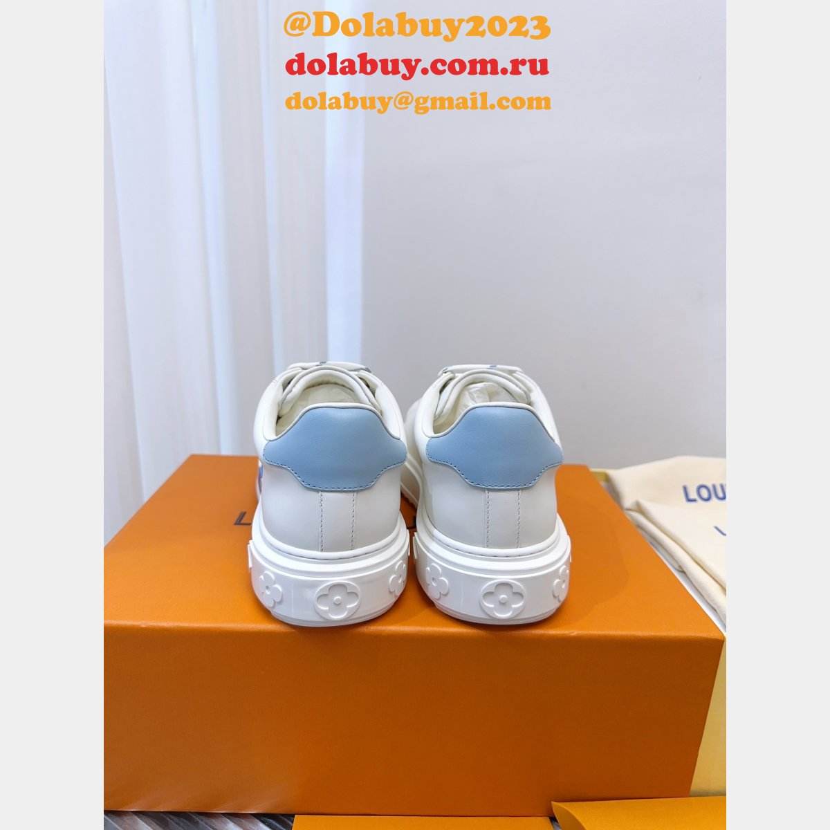 Luxury Time Out Sneaker LV By The Pool Replica