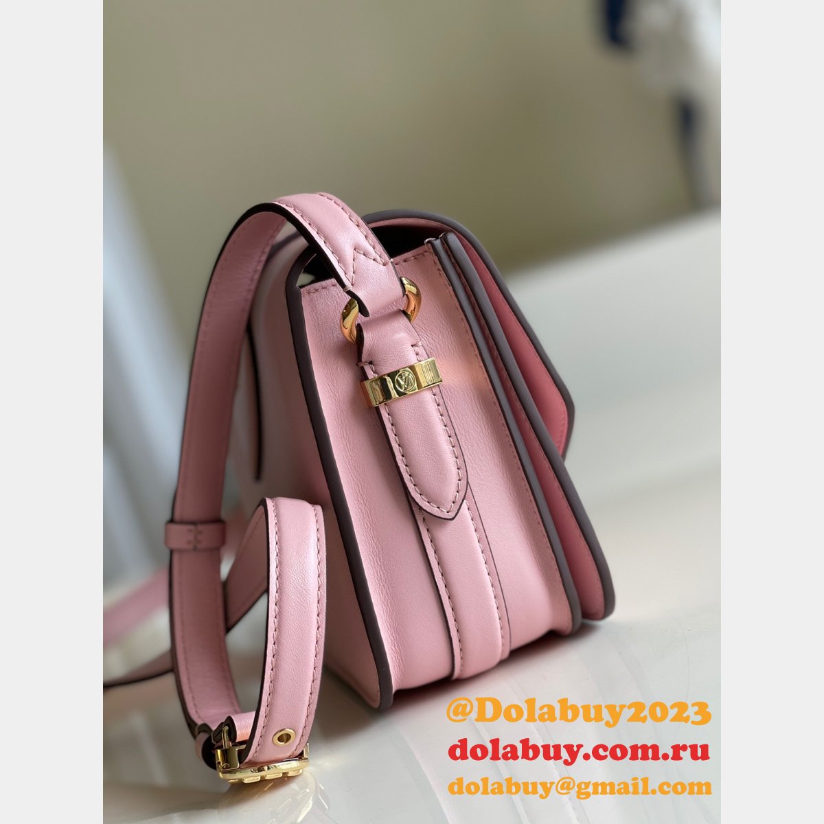 Louis Vuitton Replica Pont 9 Luxury M55948 Pink Leather