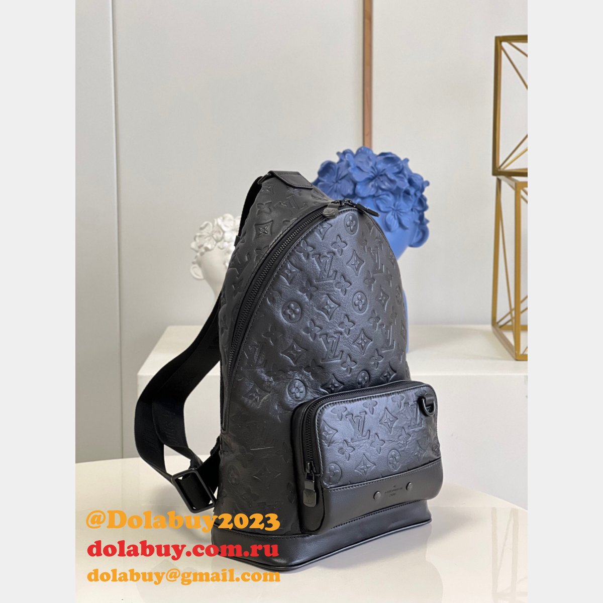 High Quality Louis Vuitton Replicas M46107 Racer Slingbag G65 Black Bags