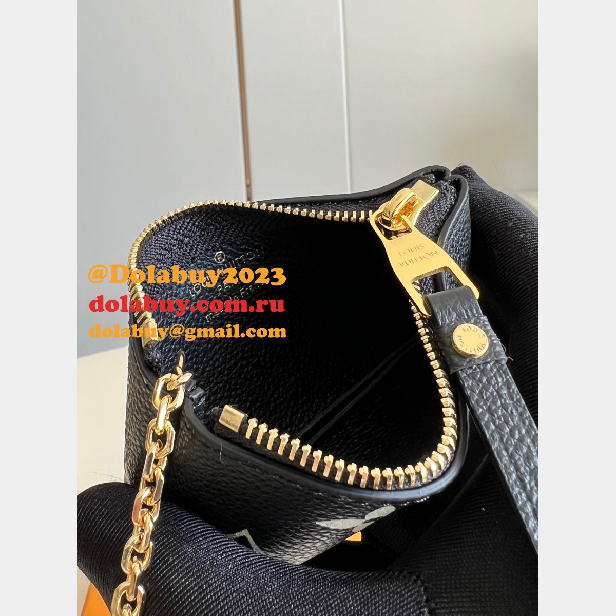 Louis Vuitton Knockoff M80885 Sale Key Pouch Monogram Empreinte Leather Black