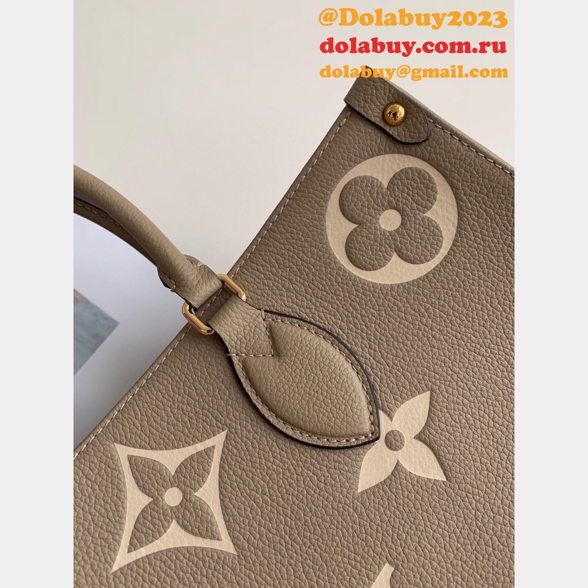 Louis Vuitton Replicas OnTheGo MM Monogram Empreinte Leather M45494