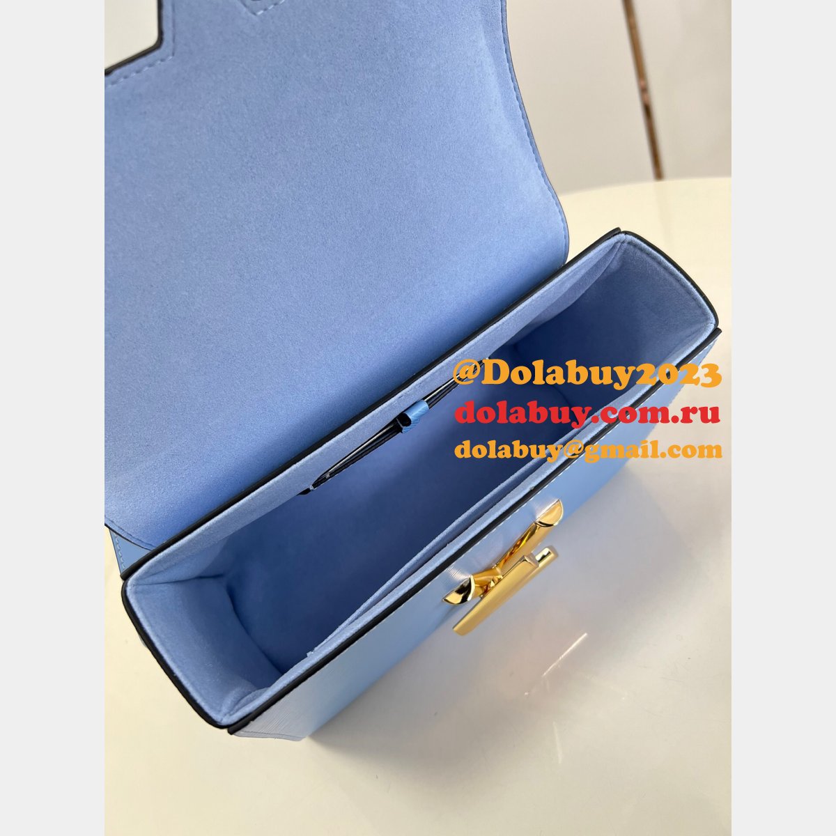 Cheap Louis Vuitton Twist PM Shoulder M50332 Bag From China UK