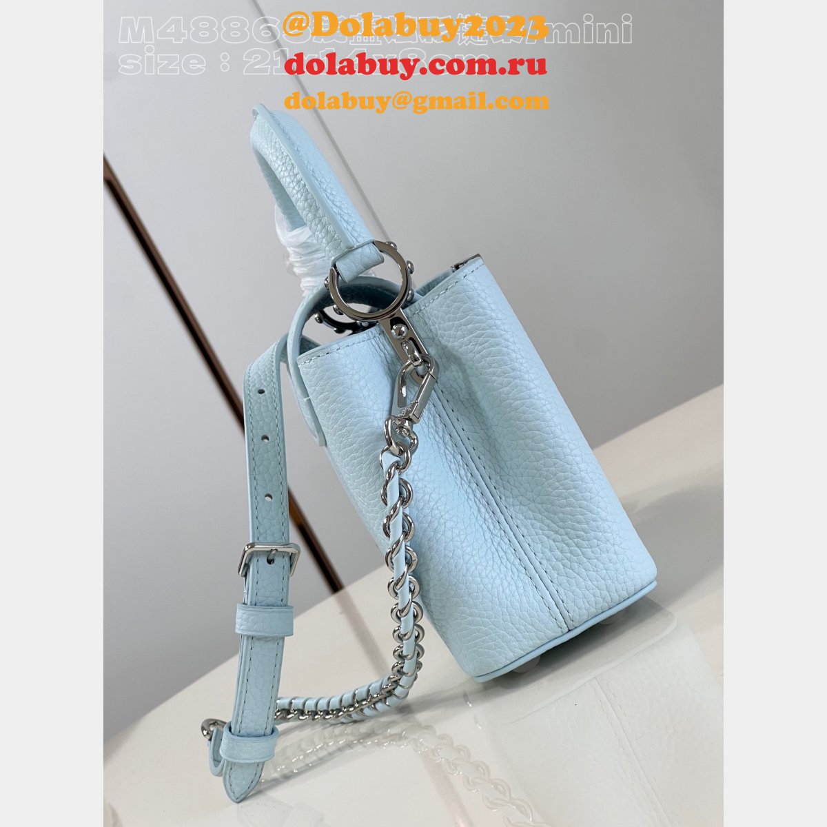 The Capucines Replica Top Quality Taurillon Louis Vuitton M48865 Bag