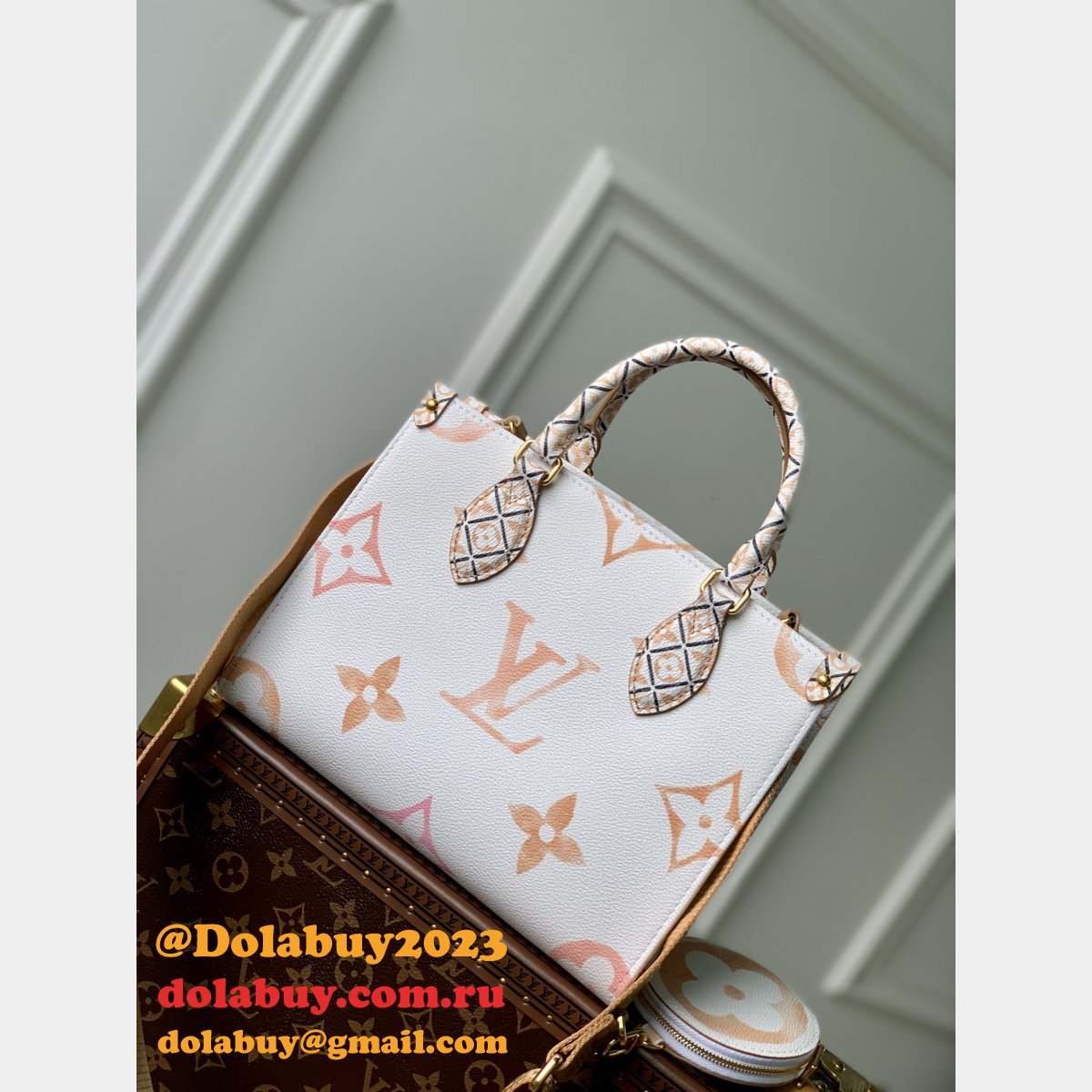 OnTheGo M22976 Monogram Canvas Louis Vuitton 7 Star Bag