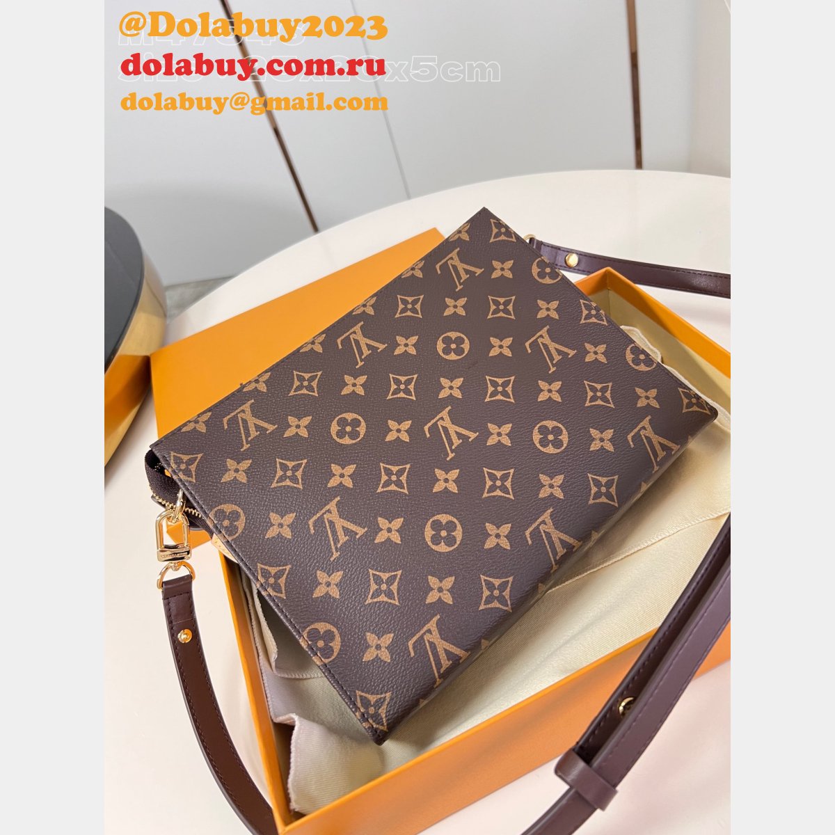 Pochette Voyage M61692 & M47546 Louis Vuitton 1:1 Mirror Replica Bag