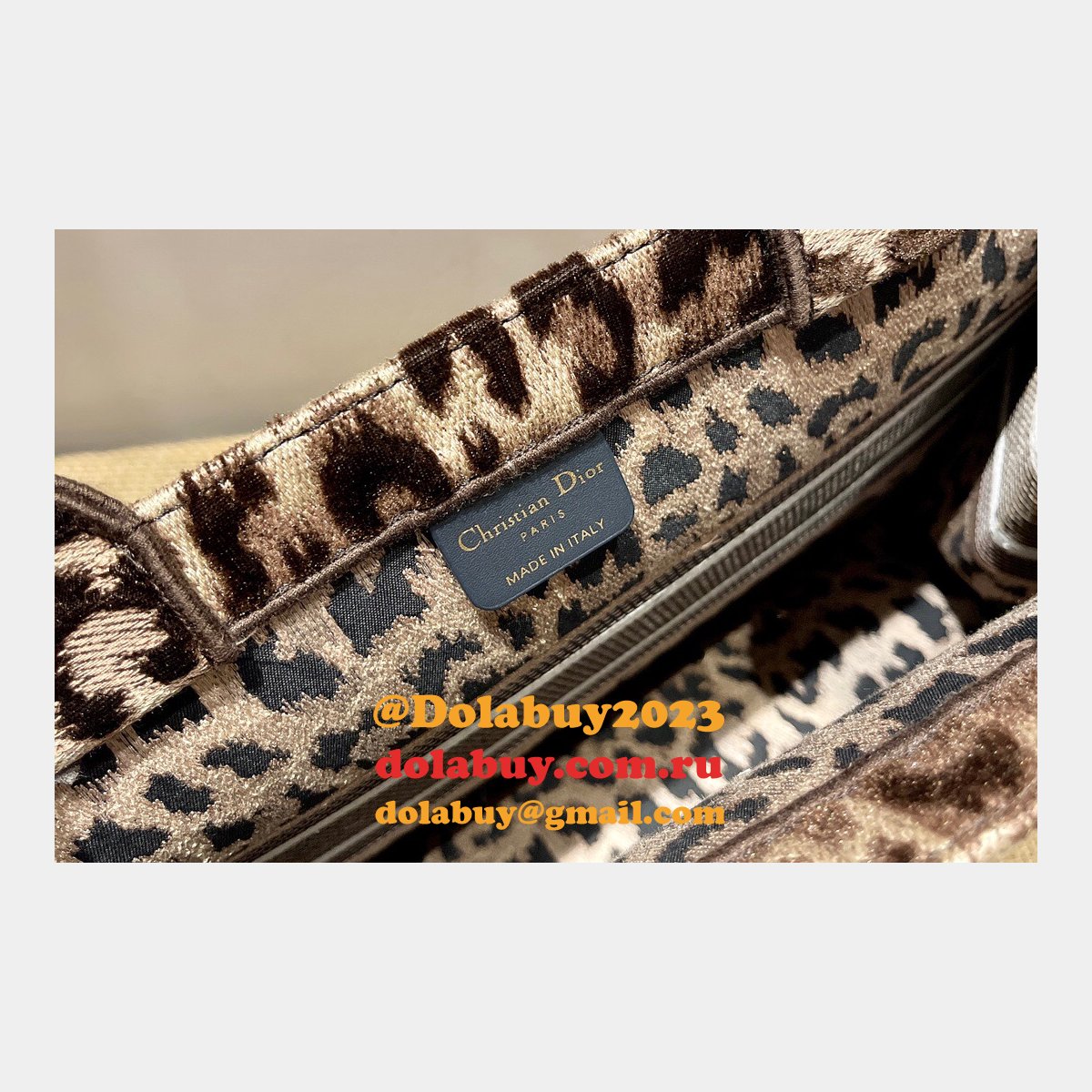 Dolabuy Buy or Sell Designer Replicas Christian Dior CD Book Tote bags