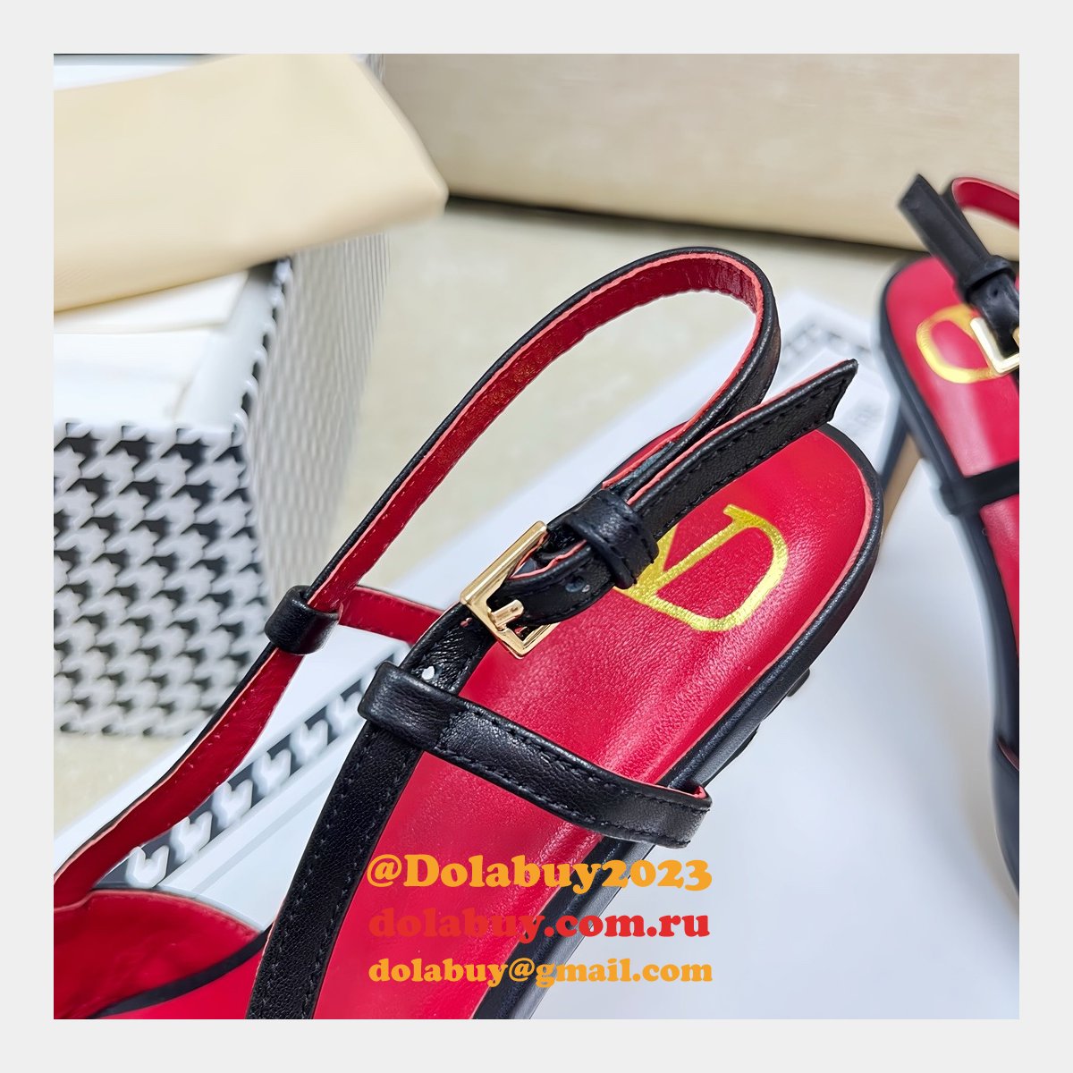 Valentino 1:1 Mirror Slingback Garavani Vlogo Pumps Fake Shoes