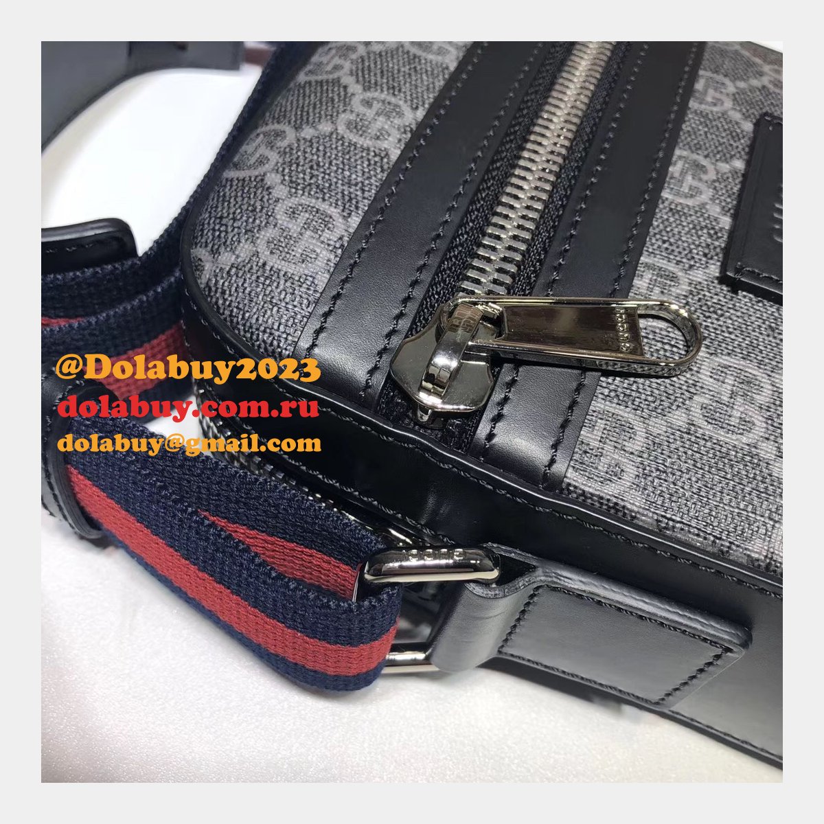 Gucci Top Quality GG Messenger Men Replica 598103 Bag