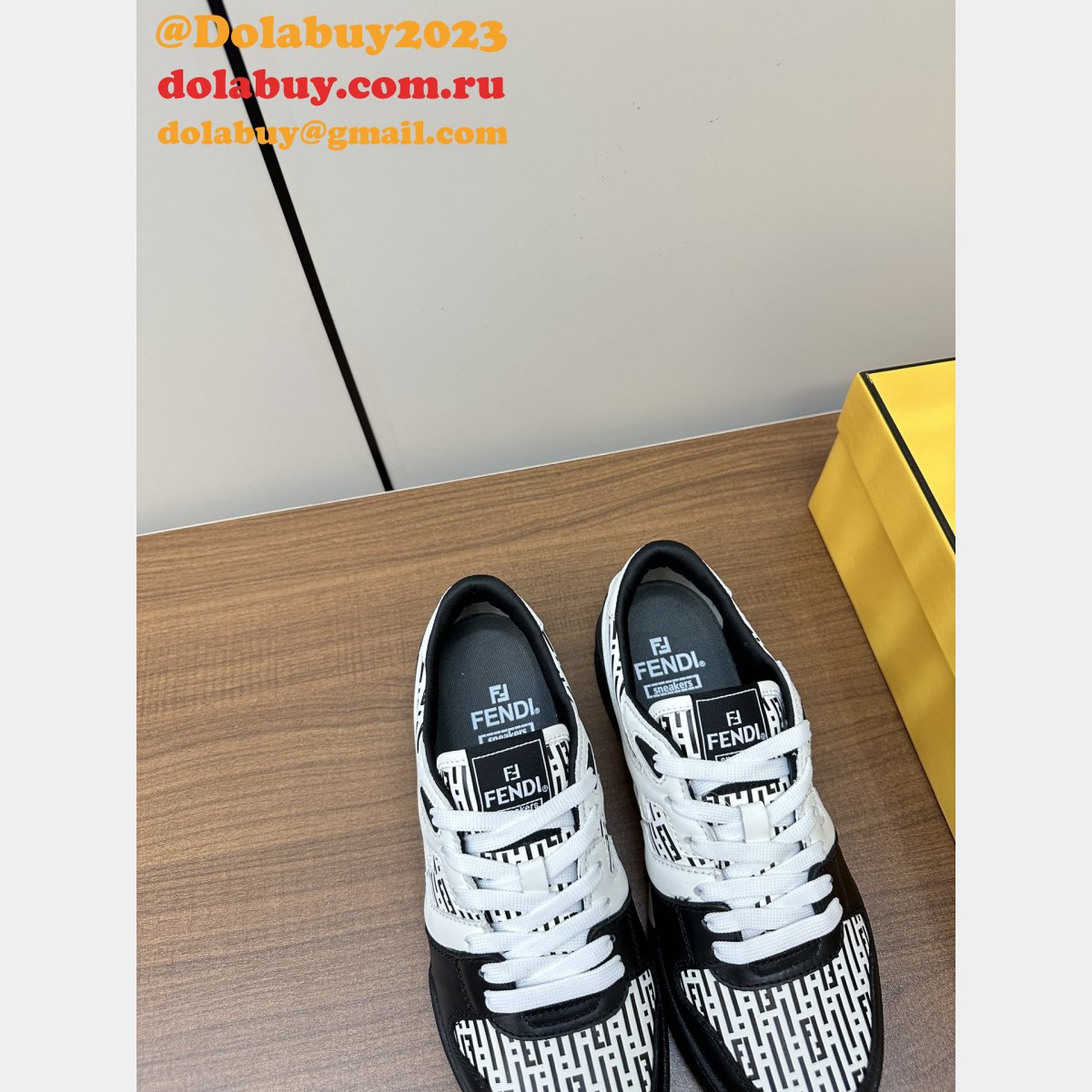 Fendi Match Low-Top Sneakers