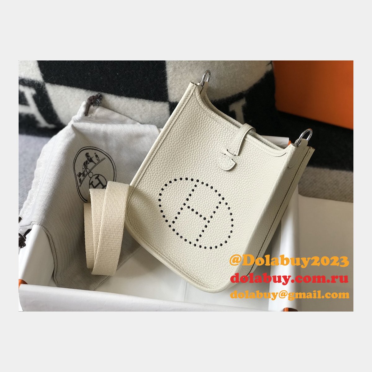 Hermes Evelyne Handbags Replica off White