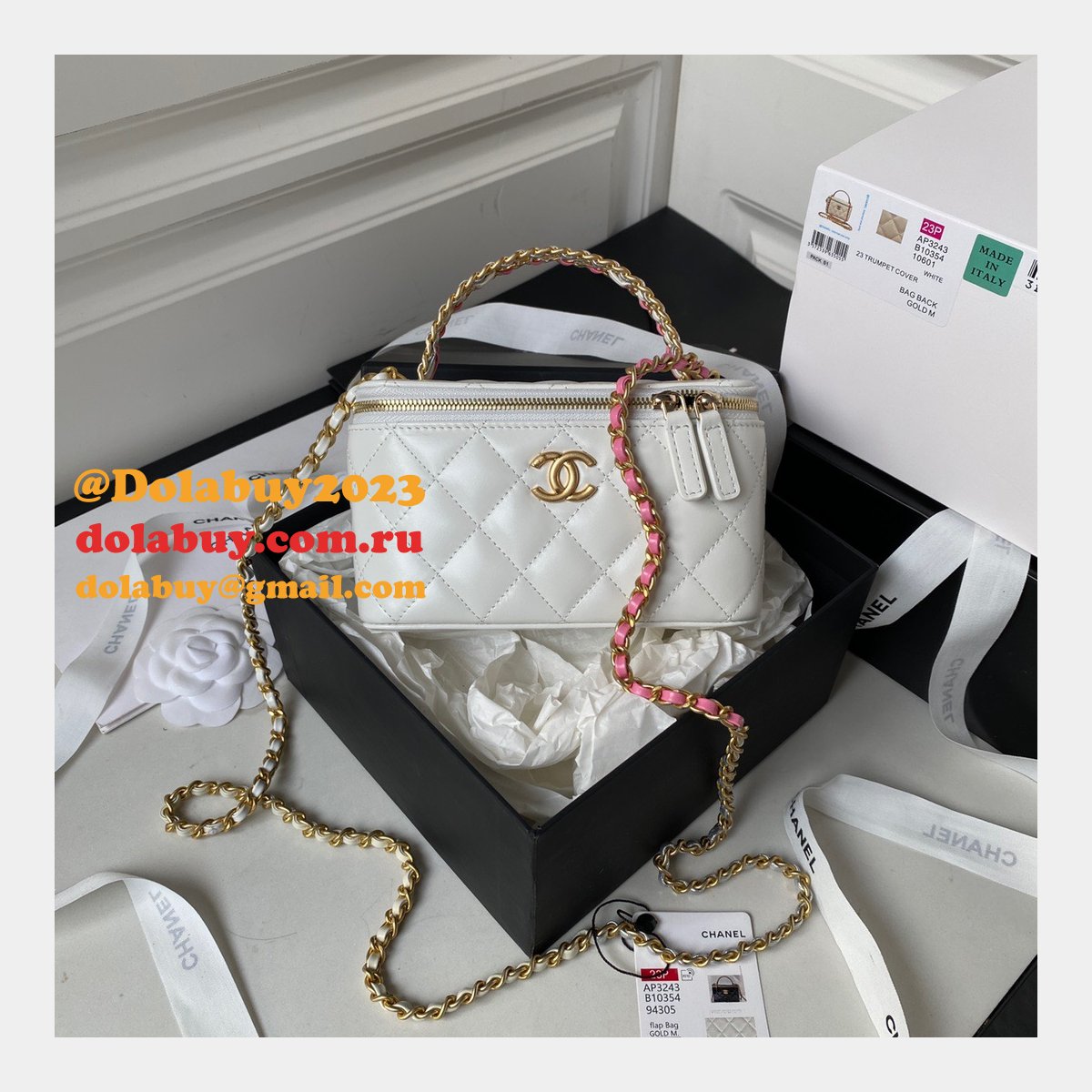 Perfect UK Casual AP3243 Vanity Replica Bags