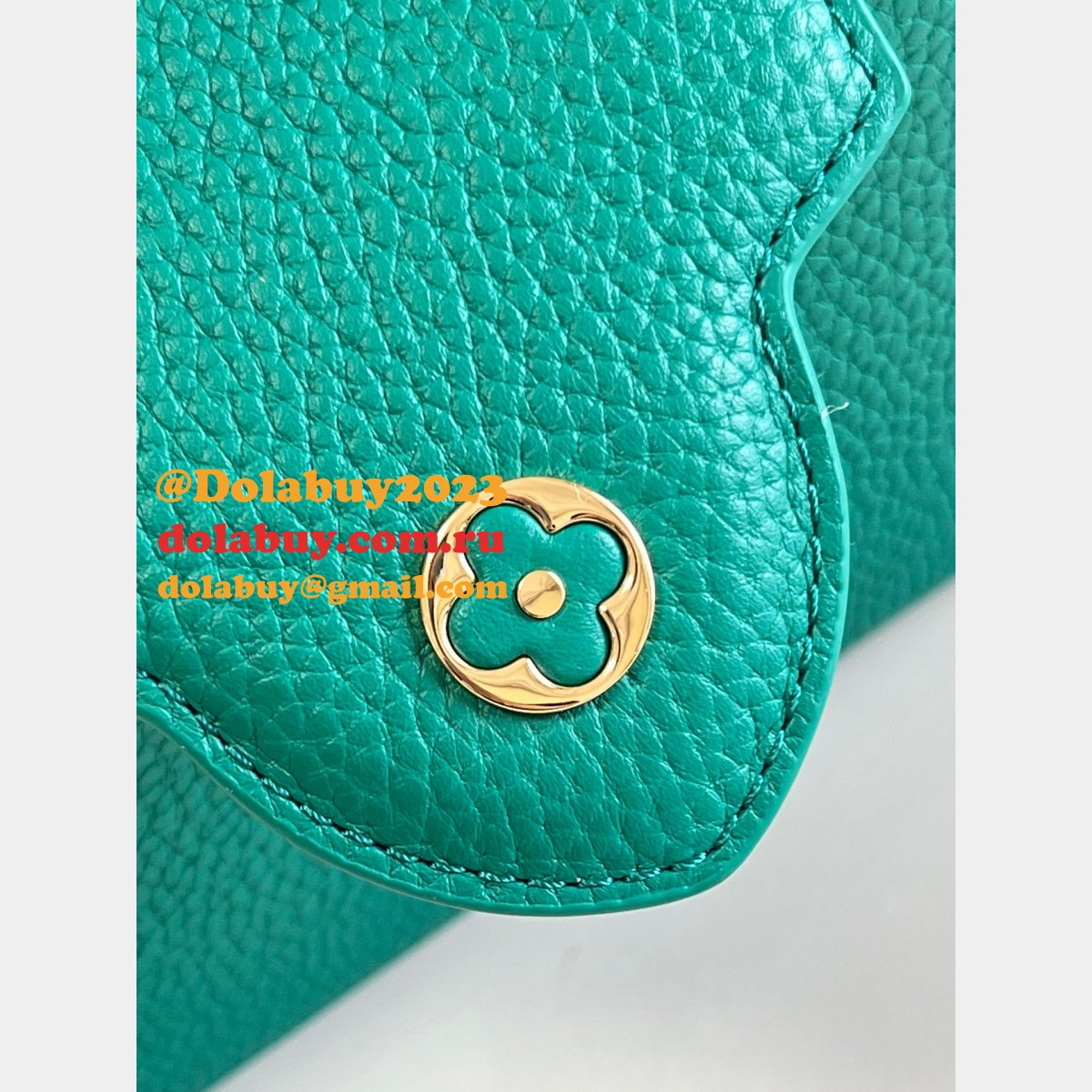 Louis Vuitton Perfect Capucines Structured Crossbody Satchels M48865 Fake