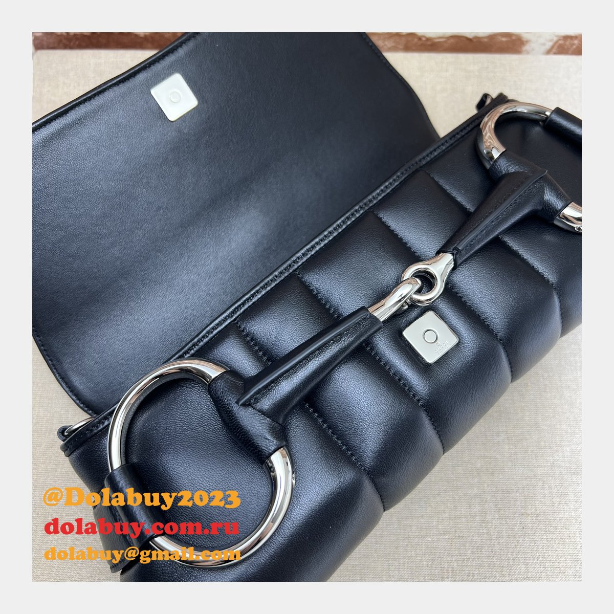 Designer Gucci Horsebit Inspired Chain 764255 Shoulder Bag