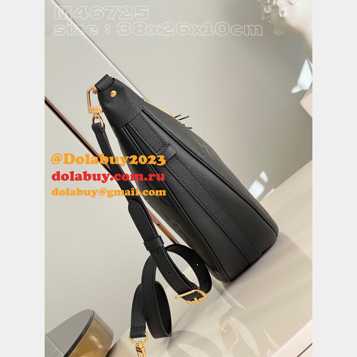 Loop Hobo Louis Vuitton M46725 Top Quality Shoulder Replica Bags