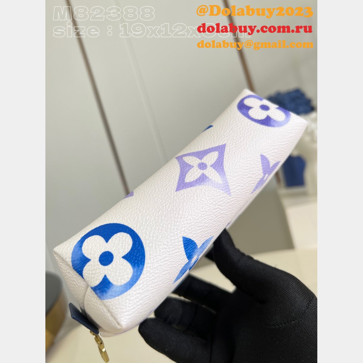 Designer Key Pouch Bicolor Louis Vuitton Wholesale Bag