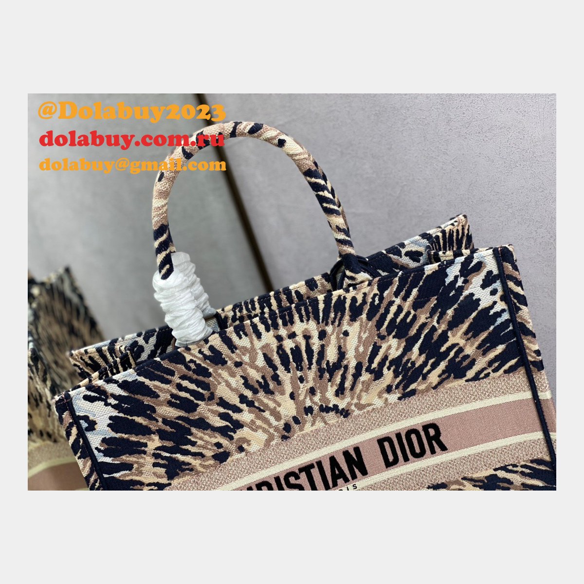 High Quality Dior Replica CD Tote Bags for Women for sale