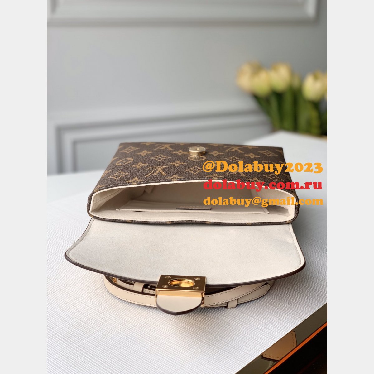 Louis Vuitton Shop MONOGRAM 2020 M44653 Locky BB Milky white Bag