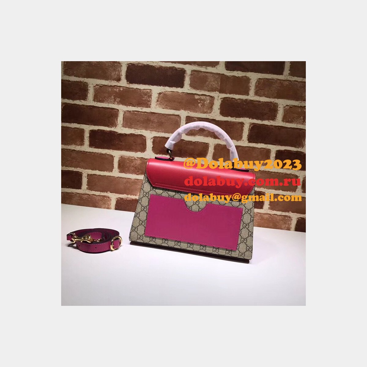 Gucci Replica 453188 GG Supreme Padlock Small Top Handle Bag